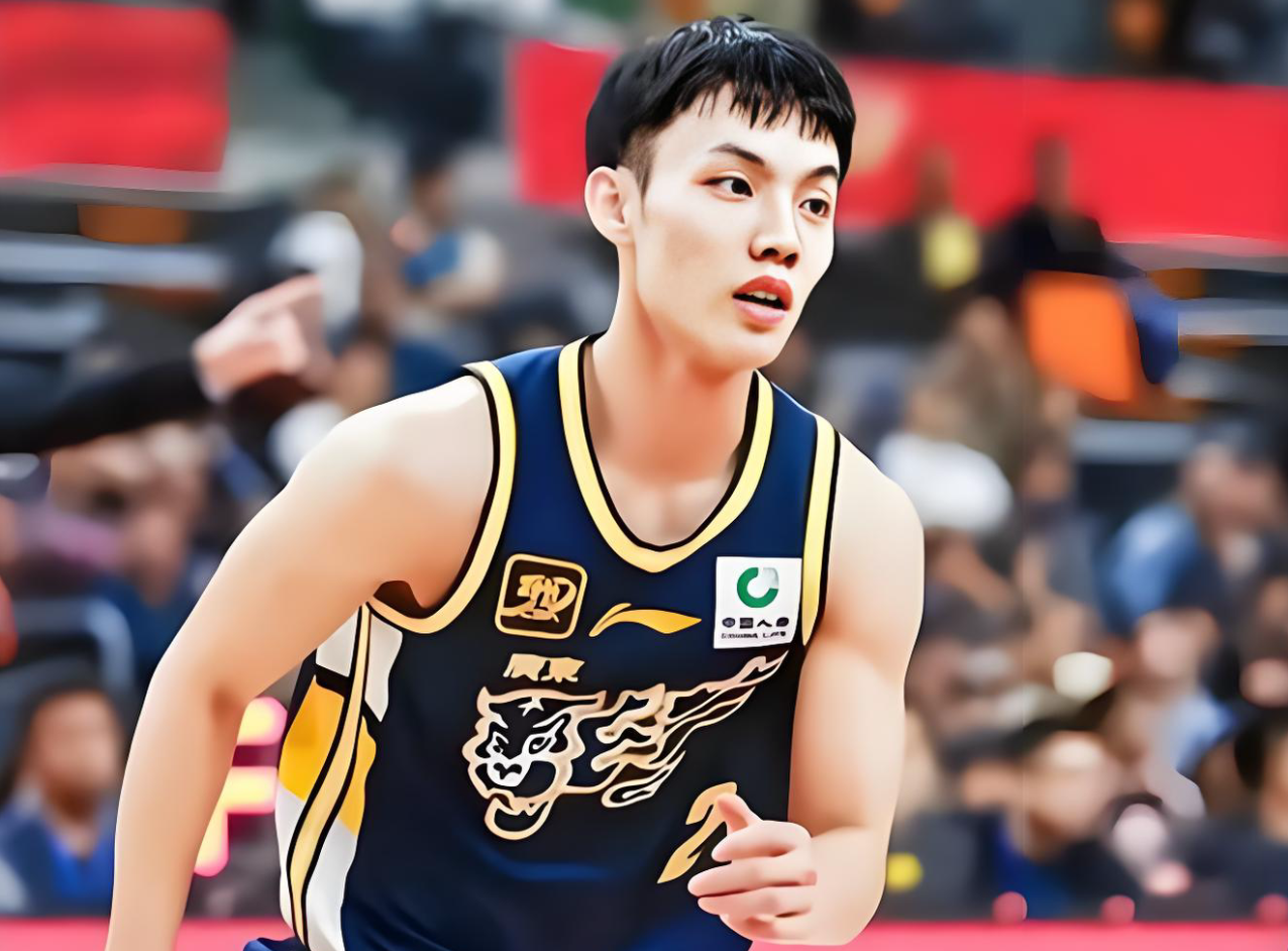 好博体育官网-广东队迎来好消息！徐杰恢复良好，目前已结束休假，投入训练之中